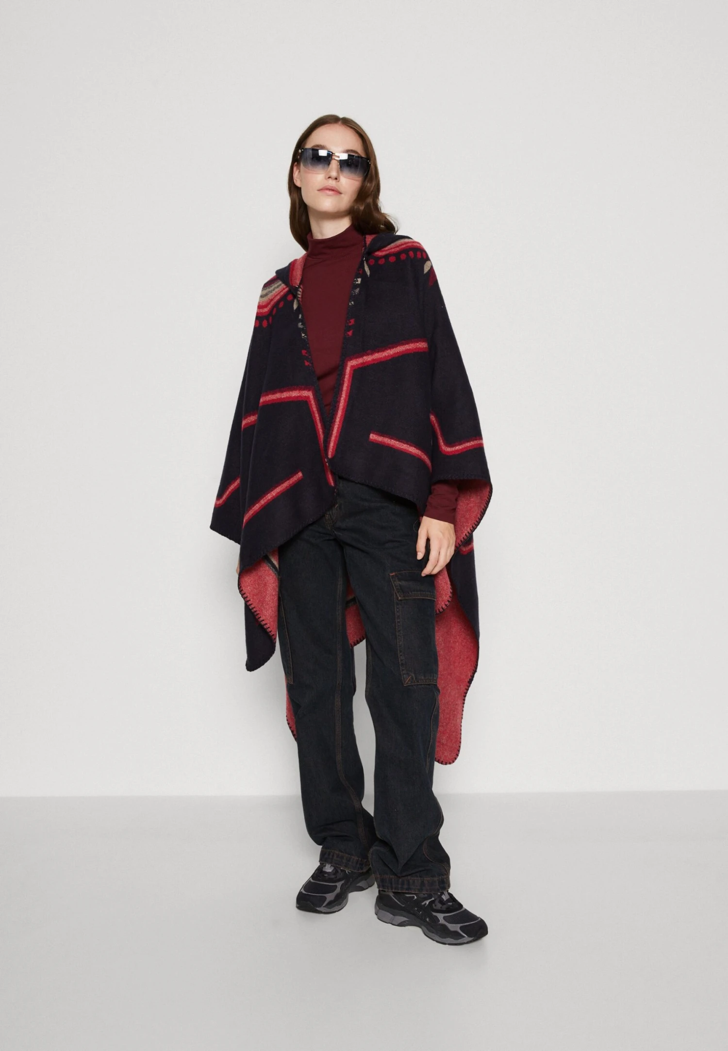 Vila Vicitrin Poncho - Poncho - Navy 4 Vila Vicitrin Poncho - Poncho - Navy - Afbeelding 2