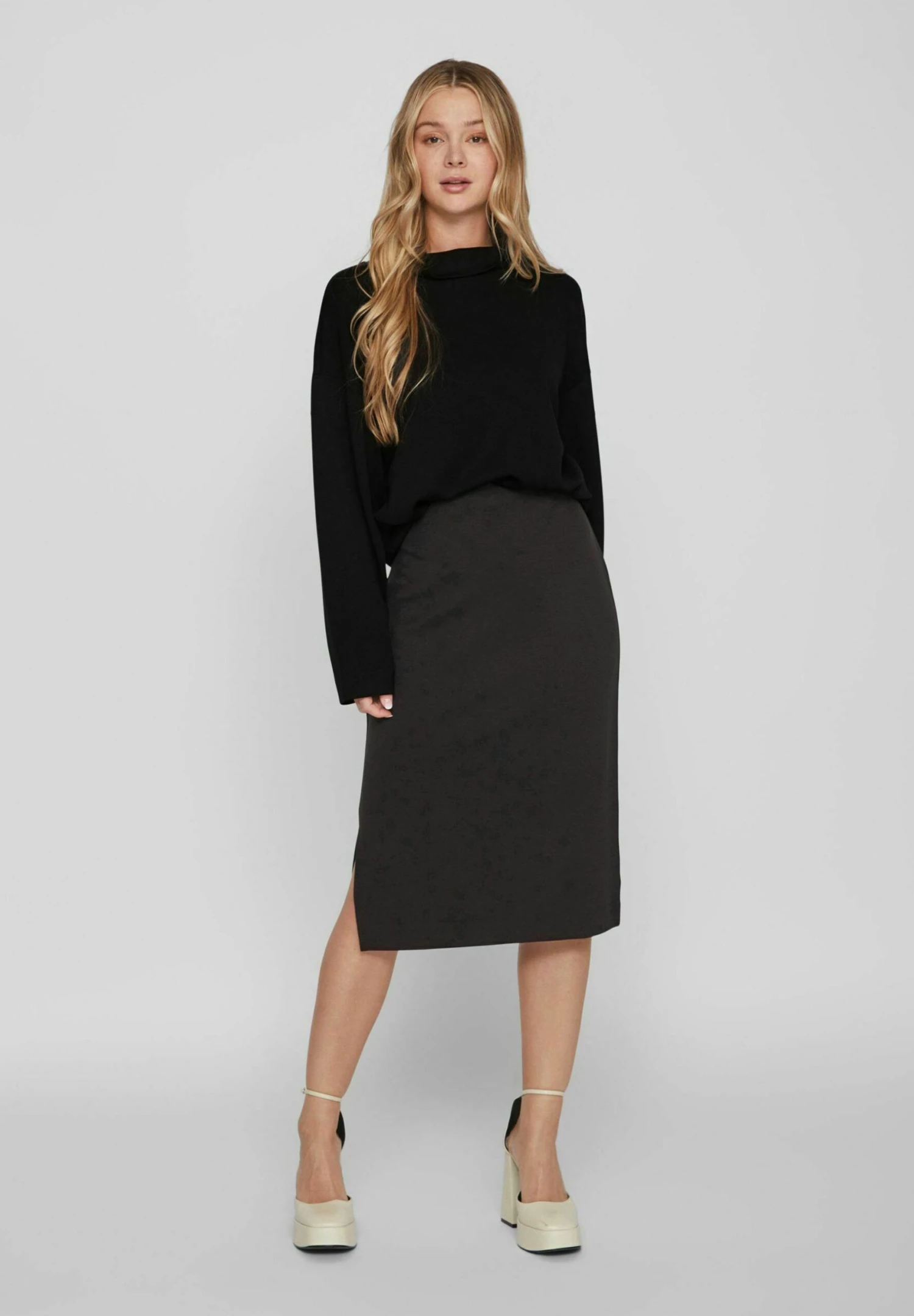 Vila Mit Langen Ärmeln High Neck - Sweater - Black 4 Vila Mit Langen Ärmeln High Neck - Sweater - Black - Afbeelding 2