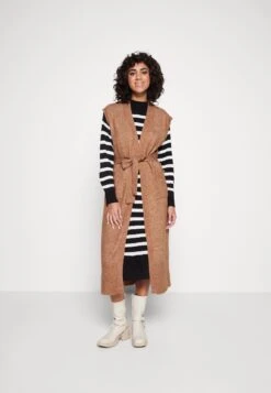 Vila Vicilia Long Vest - Vest - Toasted Coconut