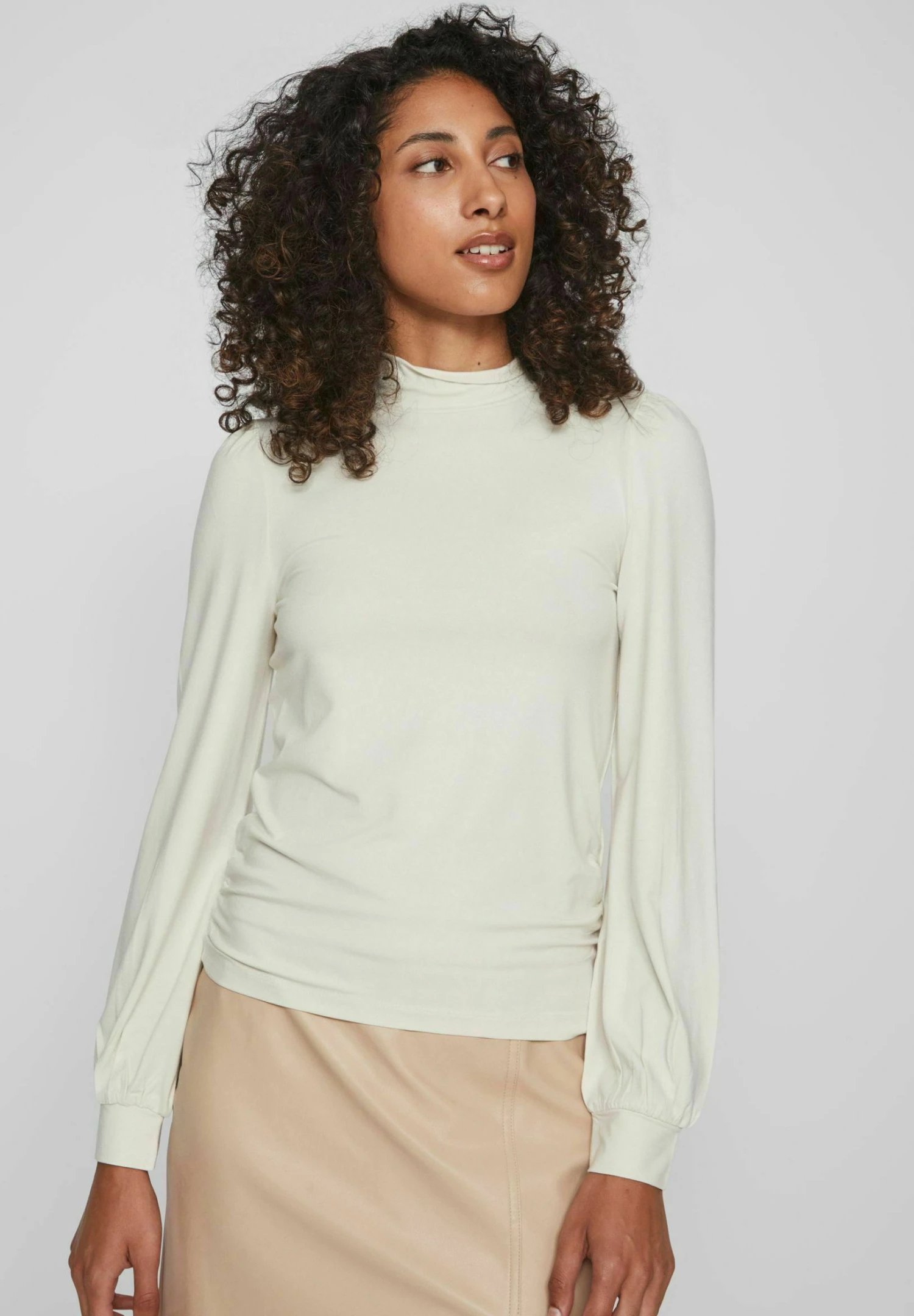 Vila Mit Langen Ärmeln High Neck - Longsleeve - White Sand 7 Vila Mit Langen Ärmeln High Neck - Longsleeve - White Sand - Afbeelding 5