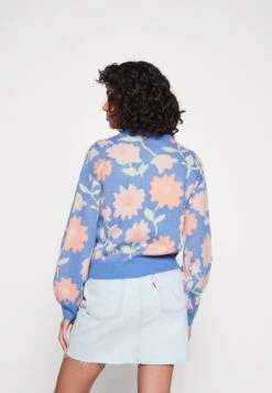 Vila Viflowi - Trui - Blue Yonderpattern:Peach Pink/Old Rose Flowers 10 Vila Viflowi - Trui - Blue Yonderpattern:Peach Pink/Old Rose Flowers -Vila 0d653f98f43f4fa7829bf277800d1361