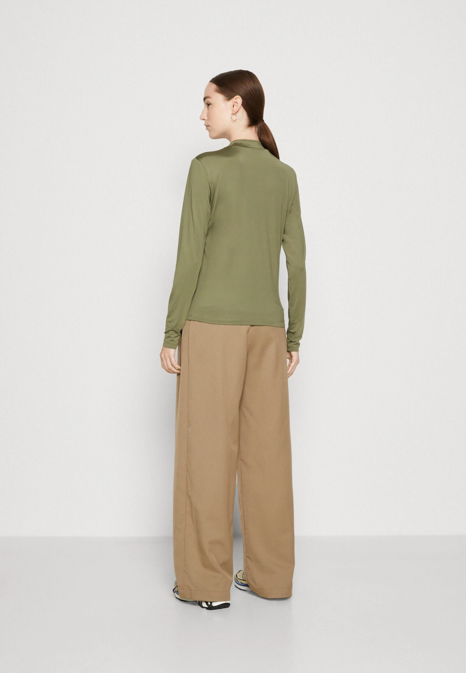 Vila Vileoa Rollneck - Longsleeve - Four Leaf Clover 5 Vila Vileoa Rollneck - Longsleeve - Four Leaf Clover - Afbeelding 3