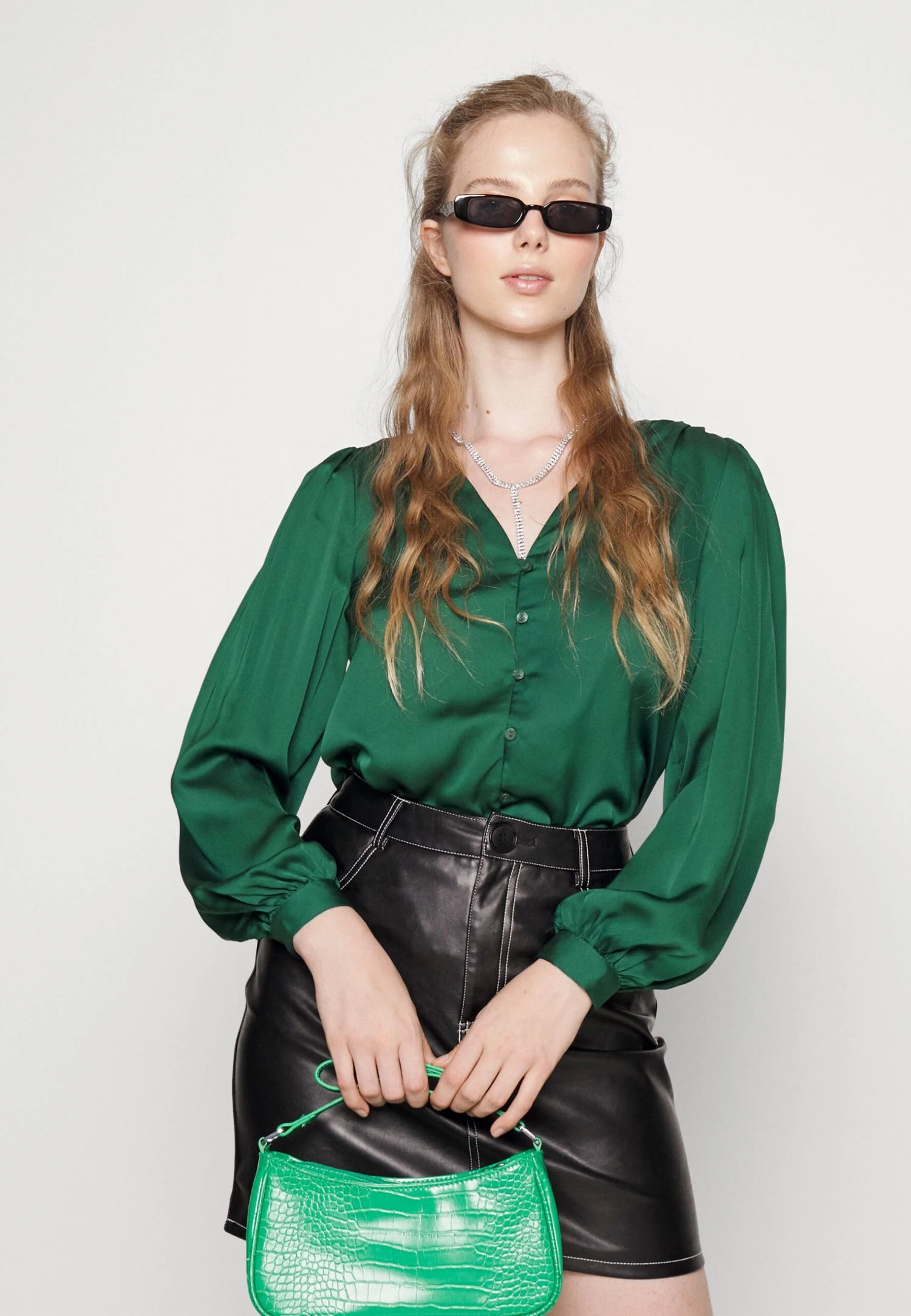 Vila Viellette V-Neck L/S - Blouse - Pineneedle 6 Vila Viellette V-Neck L/S - Blouse - Pineneedle - Afbeelding 4