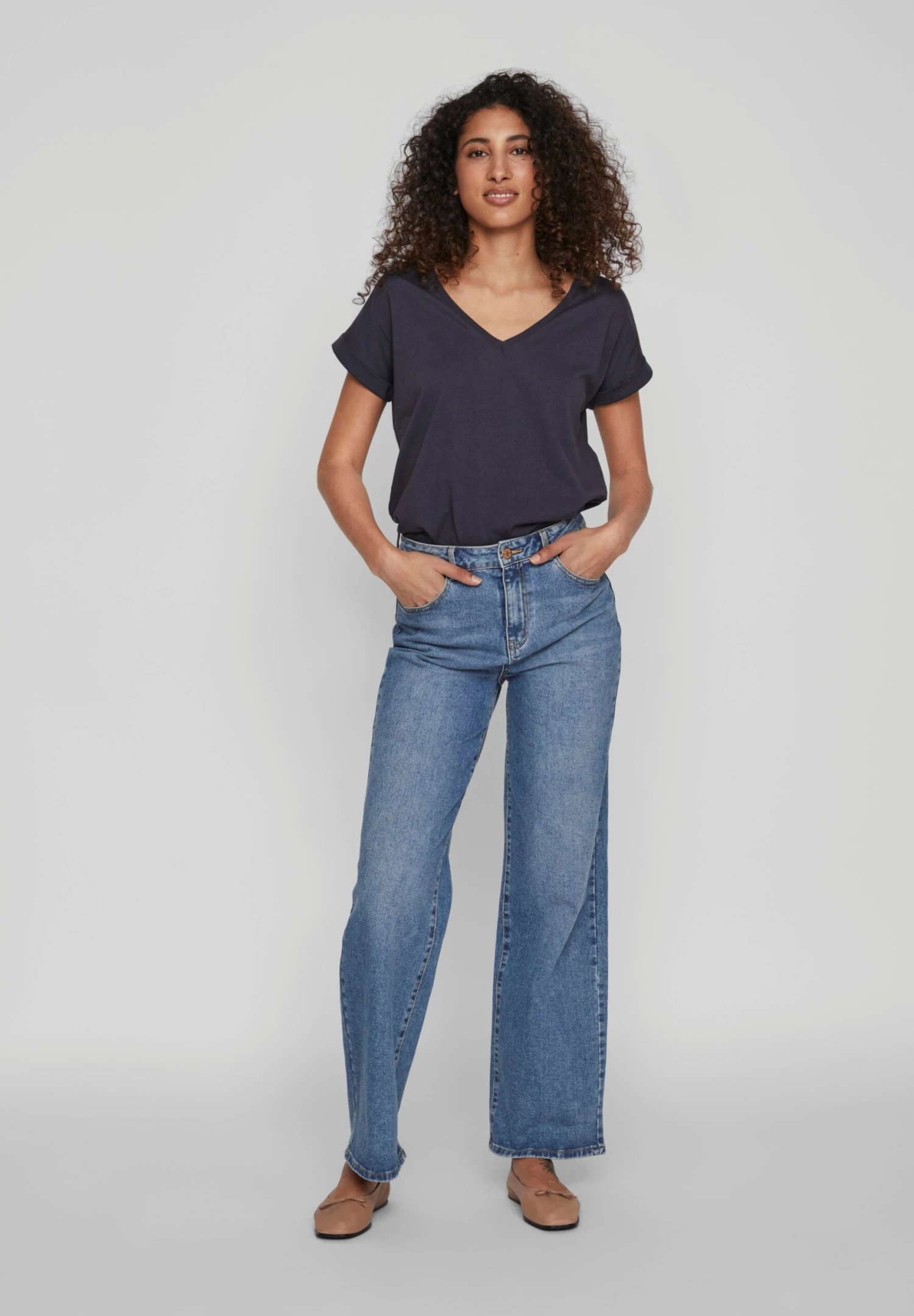 Vila Vidreamers V Neck - T-Shirt Basic - Total Eclipse 4 Vila Vidreamers V Neck - T-Shirt Basic - Total Eclipse - Afbeelding 2