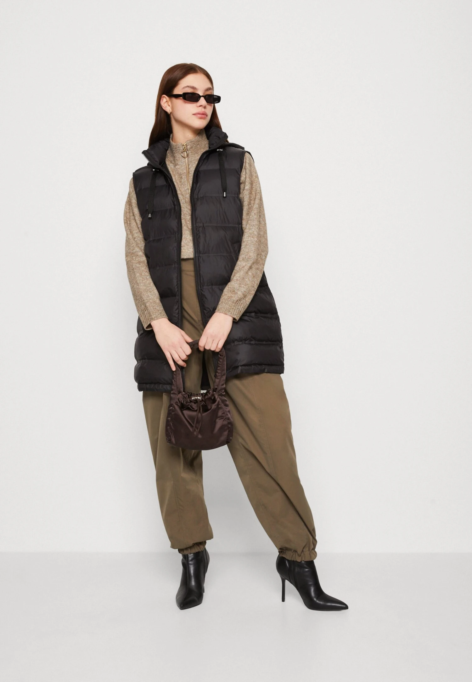 Vila Vitrish New Noos - Bodywarmer - Black 4 Vila Vitrish New Noos - Bodywarmer - Black - Afbeelding 2