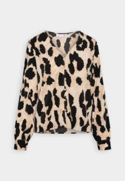 Vila Vibelina V Neck - Blouse - Black 11 Vila Vibelina V Neck - Blouse - Black -Vila 20179eb86c6241159db5e6ca5812174f