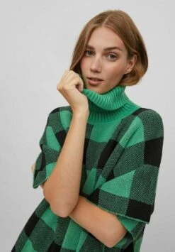 Vila High Neck Karo - Poncho - Kelly Green 11 Vila High Neck Karo - Poncho - Kelly Green -Vila 211d522e85304067aadc0aaf98686d3d
