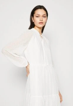 Vila Viblyra V Neck Dress - Jurk - Snow White 11 Vila Viblyra V Neck Dress - Jurk - Snow White -Vila 229197d1aaf94f0d8c908818cdcedf89