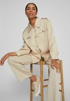 Geknöpfte - Jas - Birch 15 Geknöpfte - Jas - Birch -Vila 24f152cceaa644998ee4e17ab4c7c72a