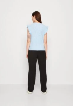 Vila Viril Flounce - Noos - T-Shirt Print - Kentucky Blue Melange 10 Vila Viril Flounce - Noos - T-Shirt Print - Kentucky Blue Melange -Vila 2538426b805946fa8a4a5ade6d1329f3