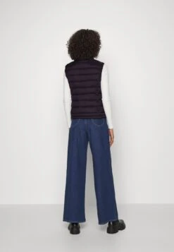 Vila Viminsk Short Waistcoat - Bodywarmer - Black 9 Vila Viminsk Short Waistcoat - Bodywarmer - Black -Vila 2b072cc018404eb8868d2c53a8844617