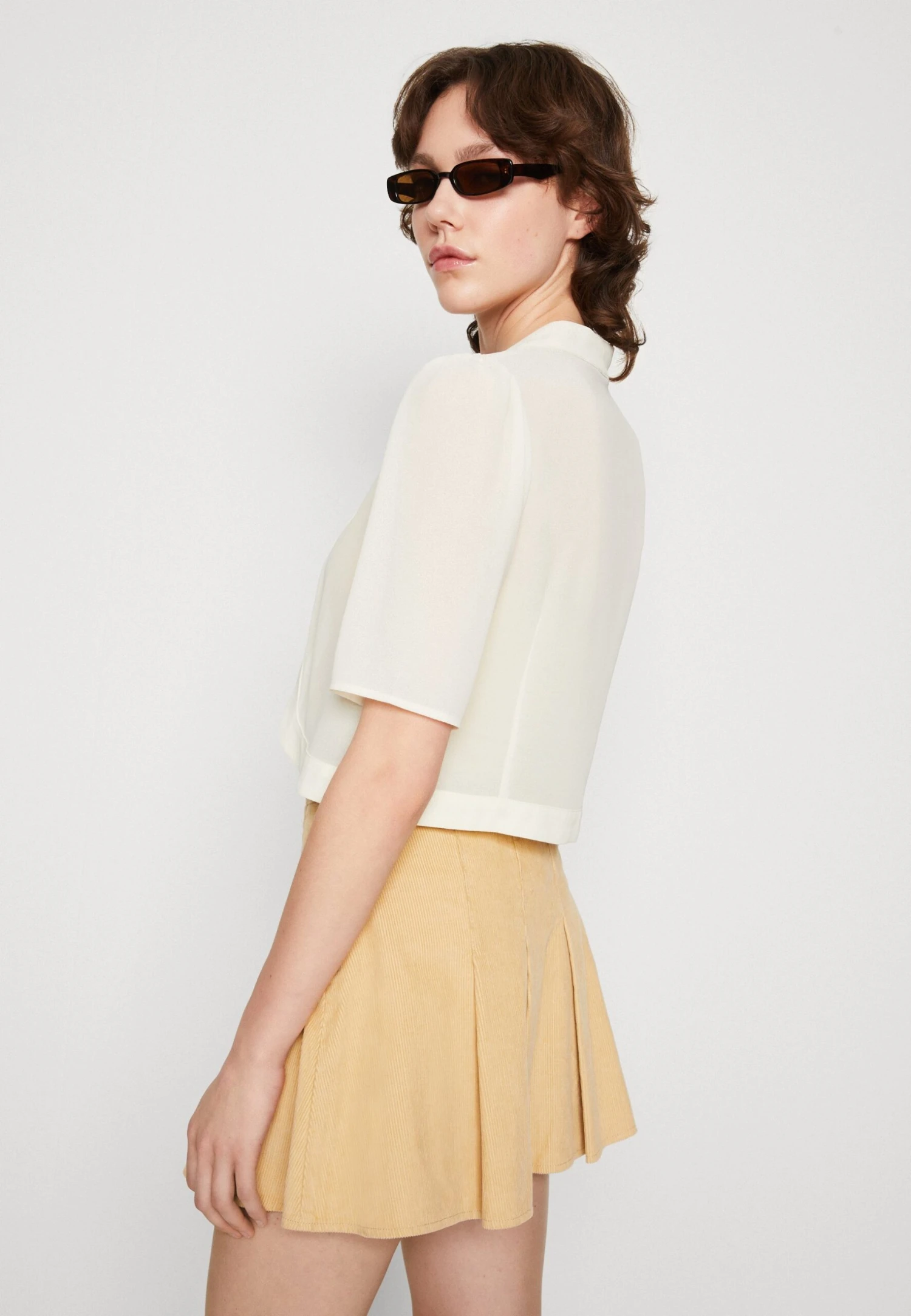 Vila Vikathrina Cropped Bolero - Blazer - Birch 6 Vila Vikathrina Cropped Bolero - Blazer - Birch - Afbeelding 4