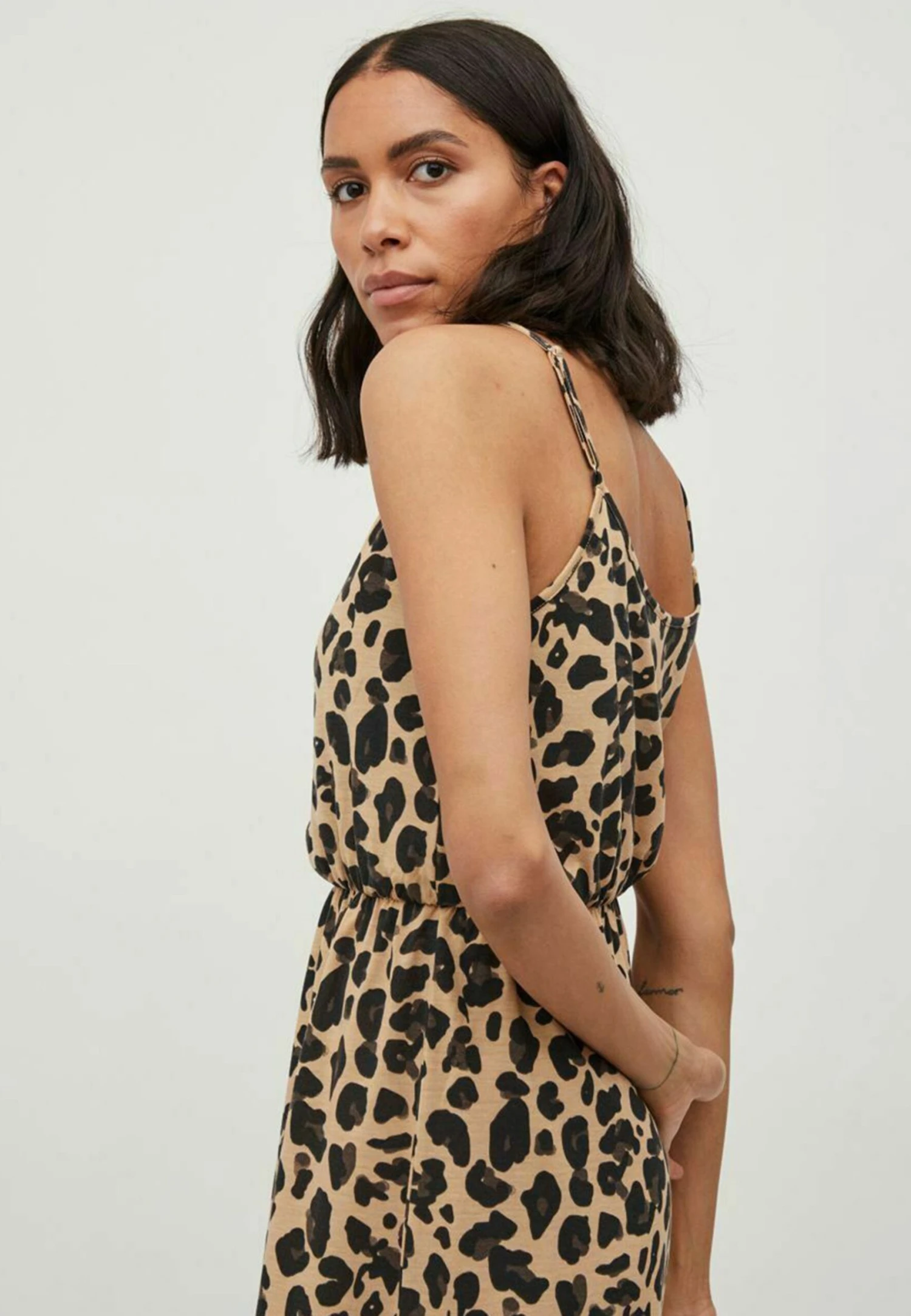 Vila Träger - Jurk - Beige/ Mottled Beige 7 Vila Träger - Jurk - Beige/ Mottled Beige - Afbeelding 5