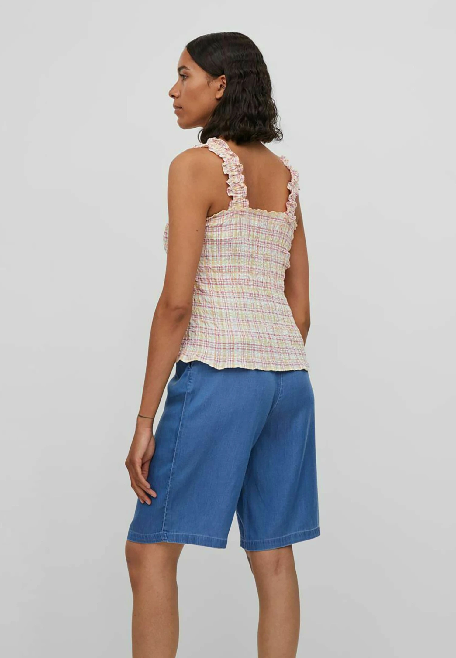 Vila Gesmoktes Ärmelloses - Blouse - Cloud Dancer 5 Vila Gesmoktes Ärmelloses - Blouse - Cloud Dancer - Afbeelding 3