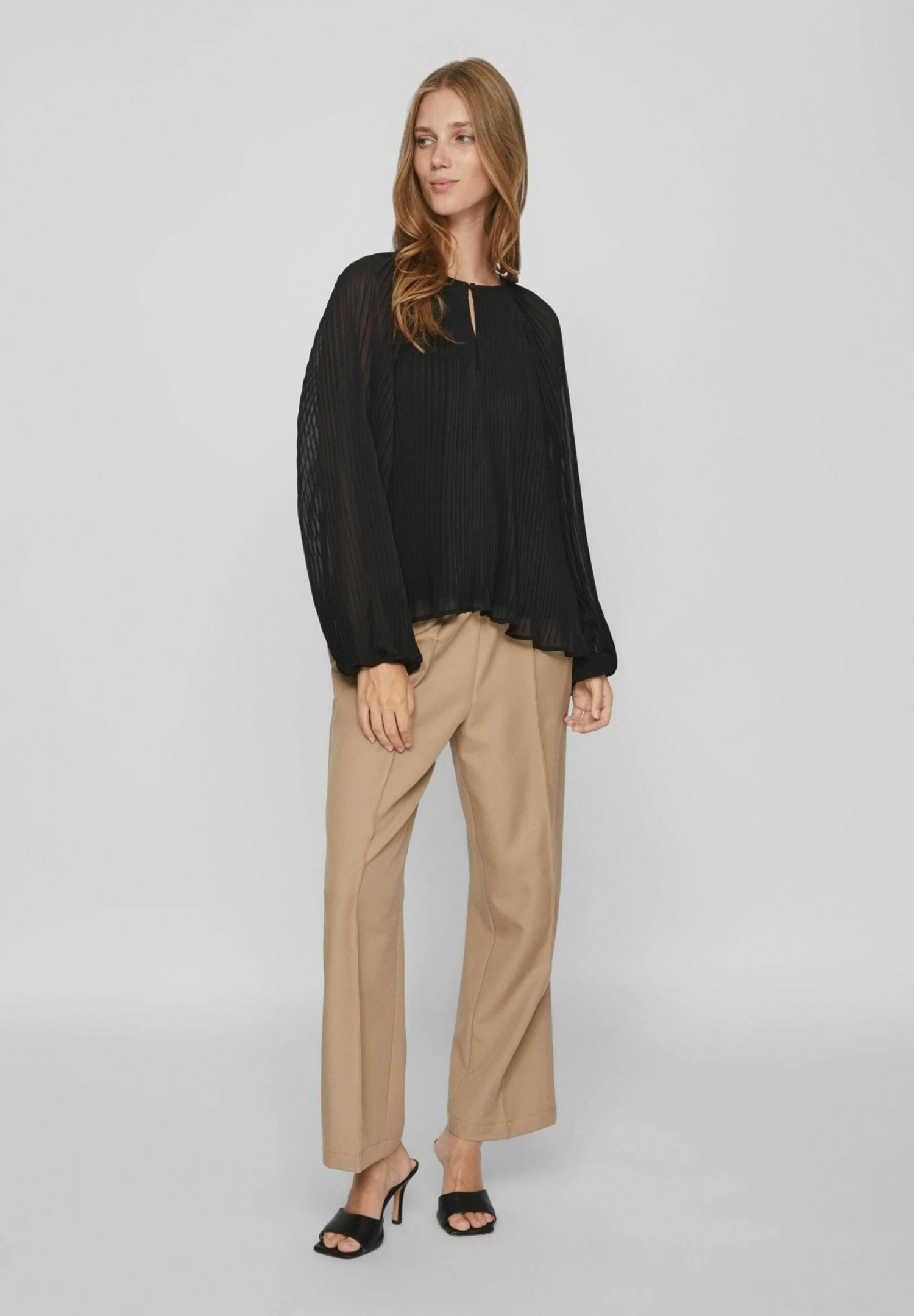 Vila Langarm Plissiertes - Blouse - Black 4 Vila Langarm Plissiertes - Blouse - Black - Afbeelding 2