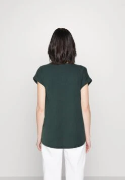 Vila Vidreamers V Neck - T-Shirt Basic - Darkest Spruce 10 Vila Vidreamers V Neck - T-Shirt Basic - Darkest Spruce -Vila 3f8df20d571a4281974f87e57ae0ae85