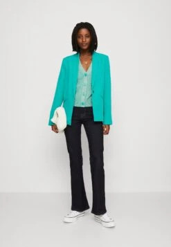 Vila Vikamma- Blazer - Alhambra -Vila 41082730fca1464181c8af19892830ad