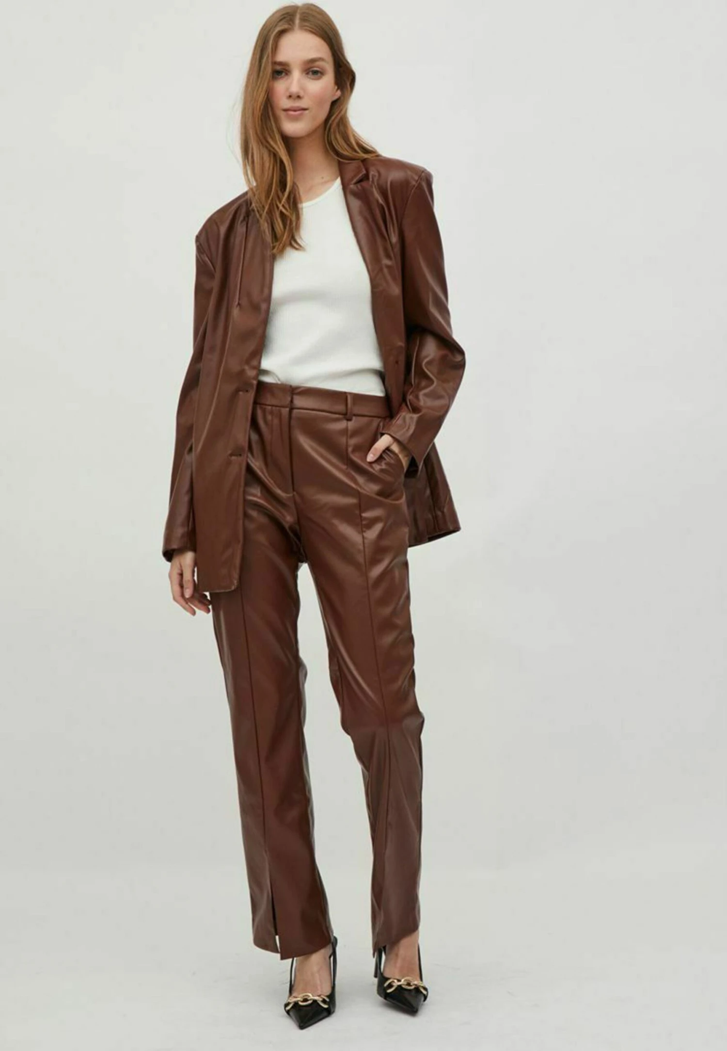 Vila Blazer - Chocolate Fondant 4 Vila Blazer - Chocolate Fondant - Afbeelding 2