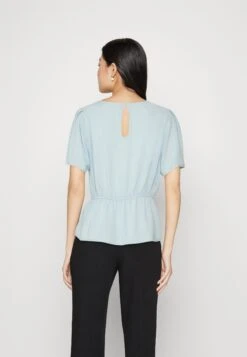 Vila Vitrine O-Neck Peplum - Blouse - Kentucky Blue 10 Vila Vitrine O-Neck Peplum - Blouse - Kentucky Blue -Vila 491e6ab8ee6046e2830428a83704d821