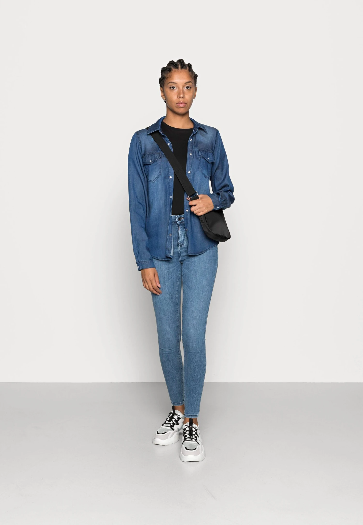 Vila Vibista/Su-Noos - Overhemdblouse - Blue Denim 4 Vila Vibista/Su-Noos - Overhemdblouse - Blue Denim - Afbeelding 2