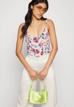 Vila Vikami Cami - Top - Sandshell 11 Vila Vikami Cami - Top - Sandshell -Vila 4d4eec31c2694b01a39452aaa6ba2709