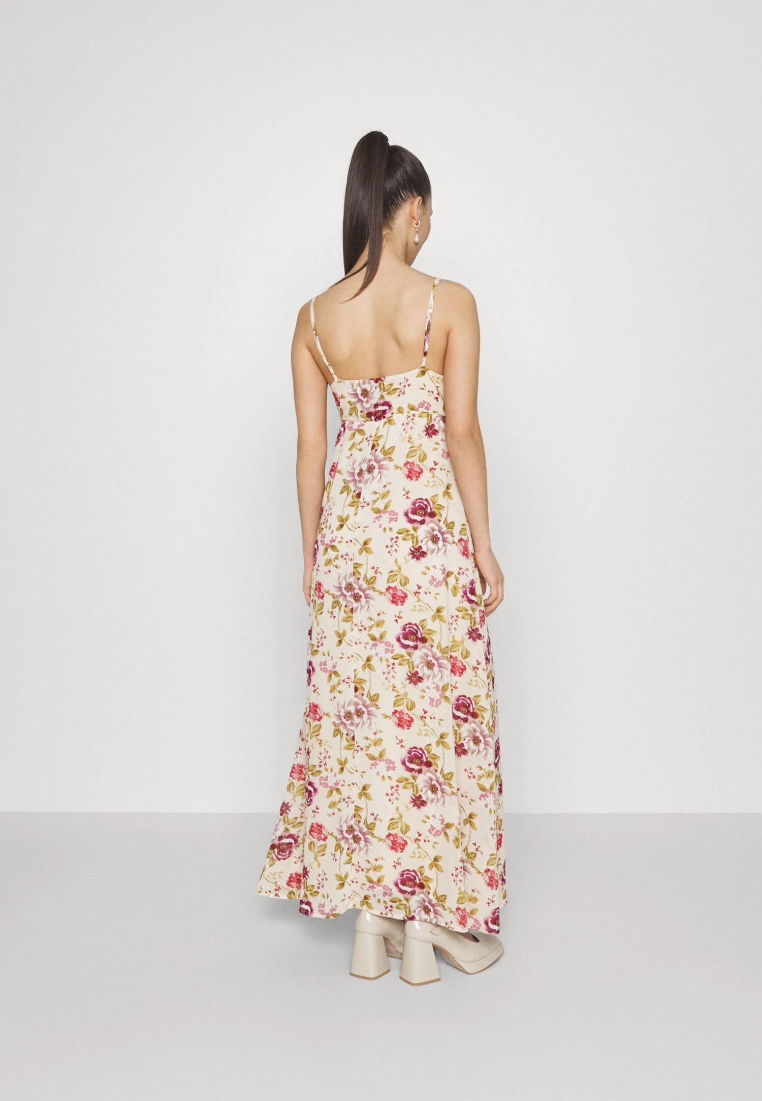 Viura Strap Dress - Galajurk - Birch 5 Viura Strap Dress - Galajurk - Birch - Afbeelding 3