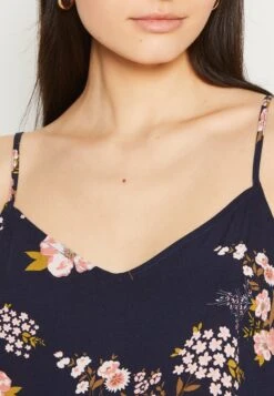 Vila Violivia Strap - Top - Patriot Blue 13 Vila Violivia Strap - Top - Patriot Blue -Vila 5d3a1a99eec44d4282d1c4dd1aed825a