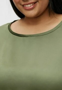 Curve - T-Shirt Basic - Four Leaf Clover 11 Curve - T-Shirt Basic - Four Leaf Clover -Vila 629212121aaa441386a4e113ff6e0bb3