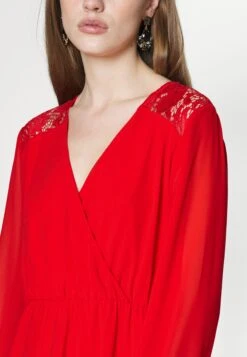 Viura Detail Dress - Jurk - Mars Red 11 Viura Detail Dress - Jurk - Mars Red -Vila 655f643a303941e49e97eb1a4cb4ca74