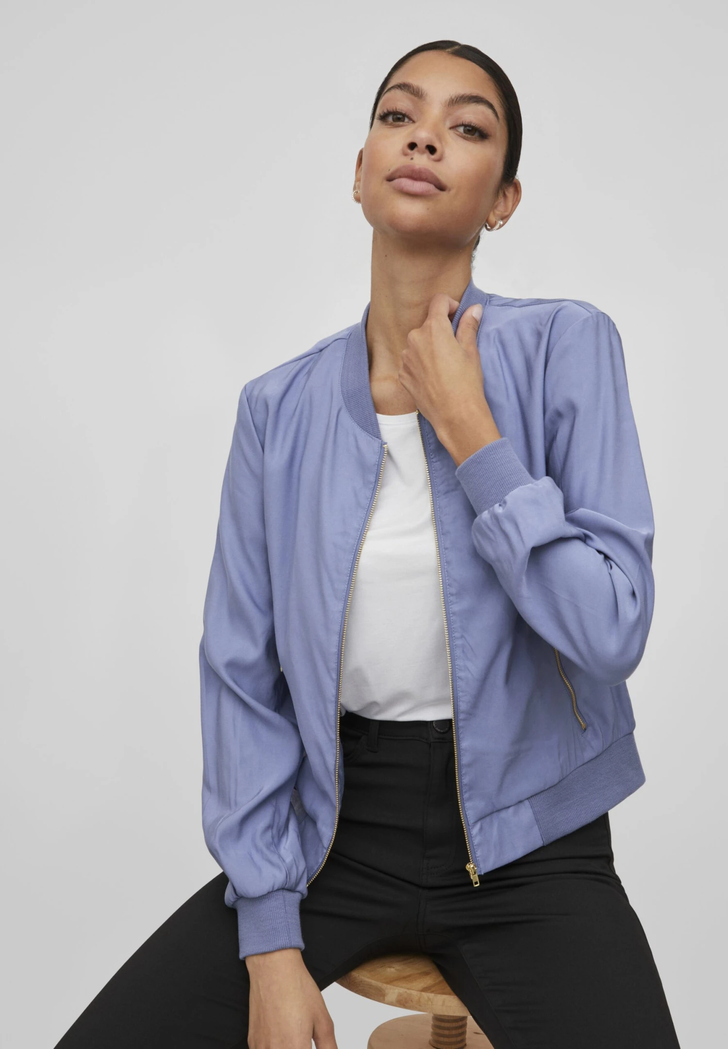 Vila Reissverschluss - Bomberjacks - English Manor 7 Vila Reissverschluss - Bomberjacks - English Manor - Afbeelding 5