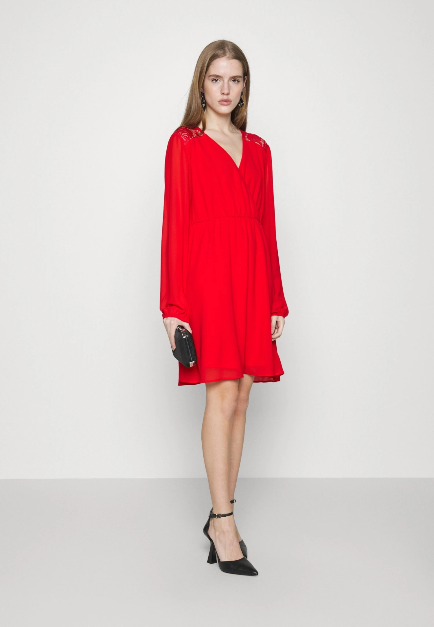 Viura Detail Dress - Jurk - Mars Red 4 Viura Detail Dress - Jurk - Mars Red - Afbeelding 2