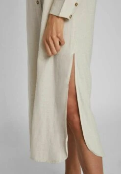 Vila Jurk - Super Light Natural Melan 13 Vila Jurk - Super Light Natural Melan -Vila 6a7158e9a5564c83b6e852c41da0fdeb