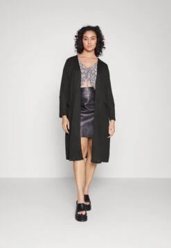 Visumi - Vest - Black