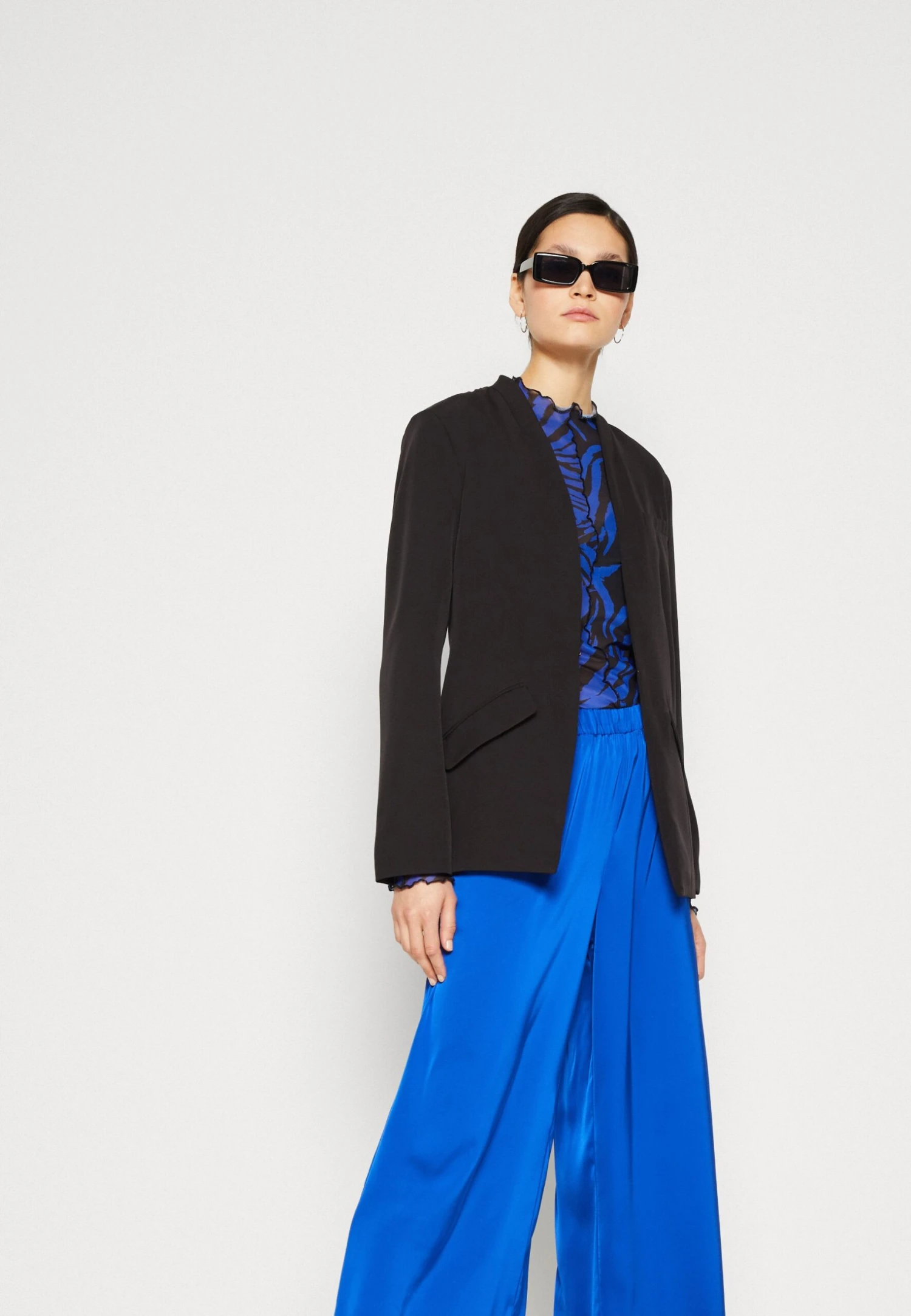 Vila Vilysa- Blazer - Black 6 Vila Vilysa- Blazer - Black - Afbeelding 4