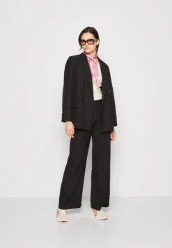 Vila Viregalia V Neck Body - Top - Birch -Vila 705674fb2bf14f8c8beadb5d8a64d398