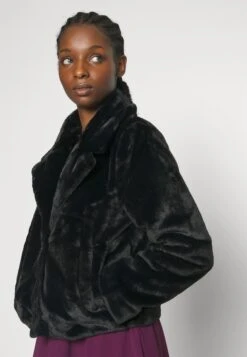 Viebba - Winterjas - Black -Vila 7440aba20d9847399b25cfbadb1eab14