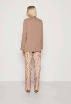 Vila Vivarone Open - Blazer - Brown Lentil -Vila 768f2c2bb8904dc59c61328d7f48089f