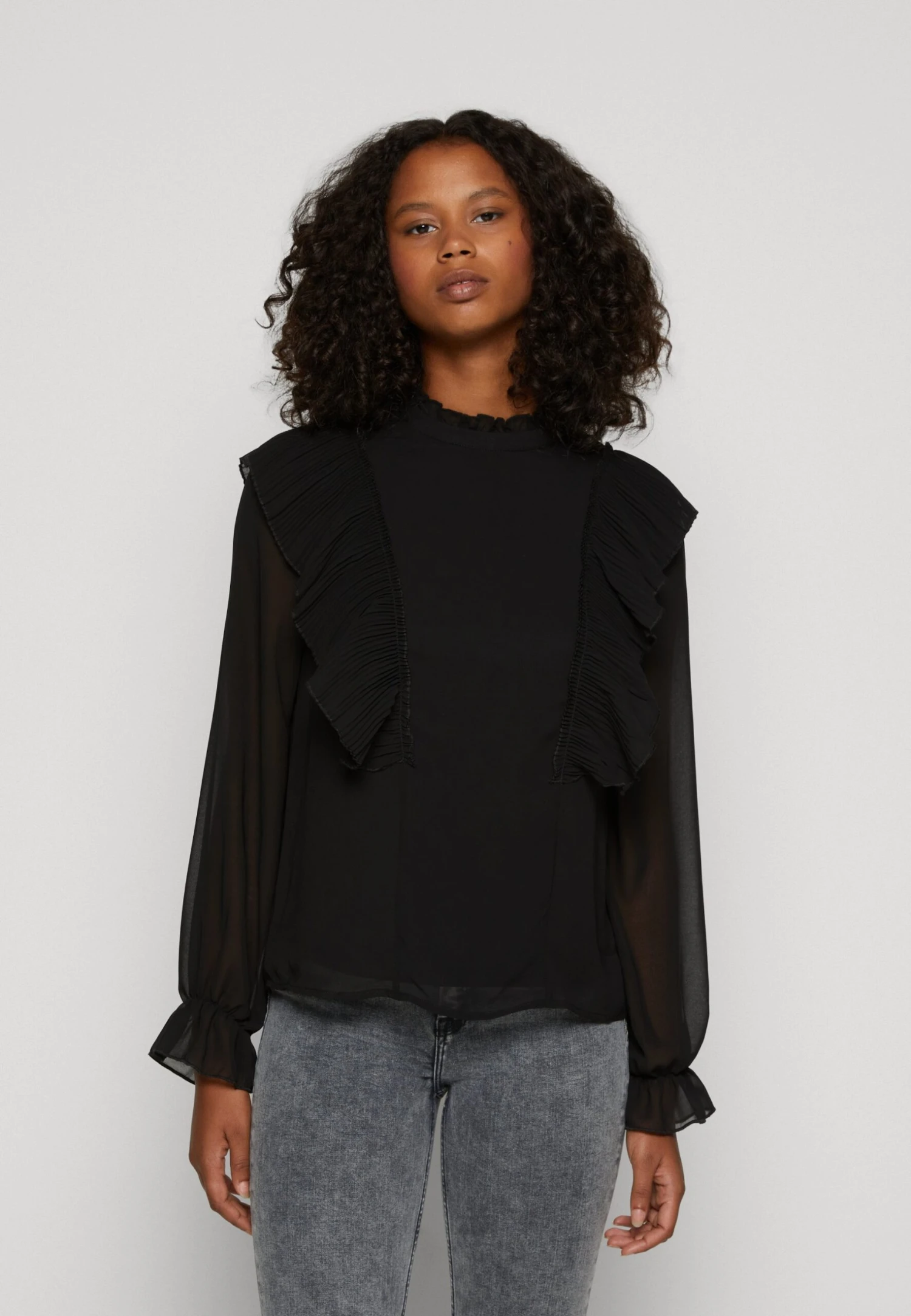 Vila Vichica Ruffle - Blouse - Black 3 Vila Vichica Ruffle - Blouse - Black