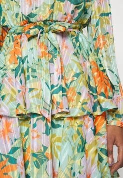 Vipaus New Short Dress - Jurk - Jade Lime/Tropical 13 Vipaus New Short Dress - Jurk - Jade Lime/Tropical -Vila 76d9f44d48d6428eaa7f210057cdf316