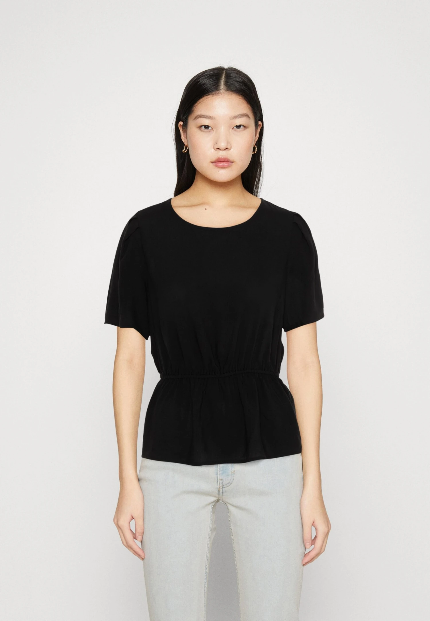 Vila Vitrine O-Neck Peplum - Blouse - Black 3 Vila Vitrine O-Neck Peplum - Blouse - Black