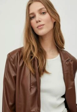 Vila Blazer - Chocolate Fondant 11 Vila Blazer - Chocolate Fondant -Vila 7ddd3b822c5a465c86a37a47ce300ce9