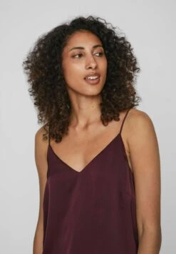 Vila V-Ausschnitt - Top - Winetasting 11 Vila V-Ausschnitt - Top - Winetasting -Vila 84a425d94c614ecfa6ac0ed4cc37ffd5