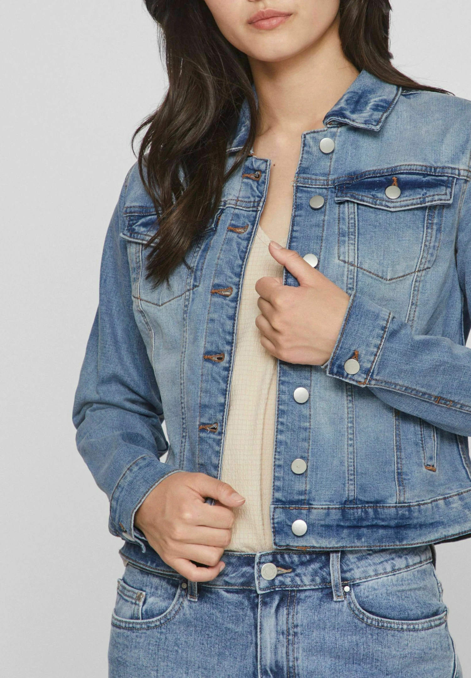 Vila Geknöpfte - Spijkerjas - Light Blue Denim 7 Vila Geknöpfte - Spijkerjas - Light Blue Denim - Afbeelding 5