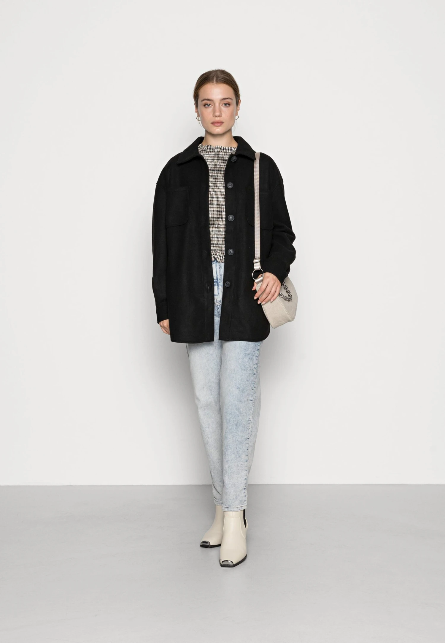 Vila Vikimmi - Halflange Jas - Black 4 Vila Vikimmi - Halflange Jas - Black - Afbeelding 2