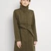Vila Vipoku High Neck Coat - Mantel - Dark Olive 2 Vila Vipoku High Neck Coat - Mantel - Dark Olive -Vila 97c08f27f24f41a48ba903e19017896c