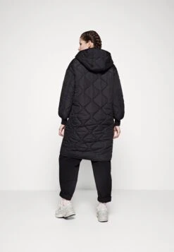 Vila Quilted - Winterjas - Black 10 Vila Quilted - Winterjas - Black -Vila a46a59b8b2234f4eba6aa9a5ab0bbdb7