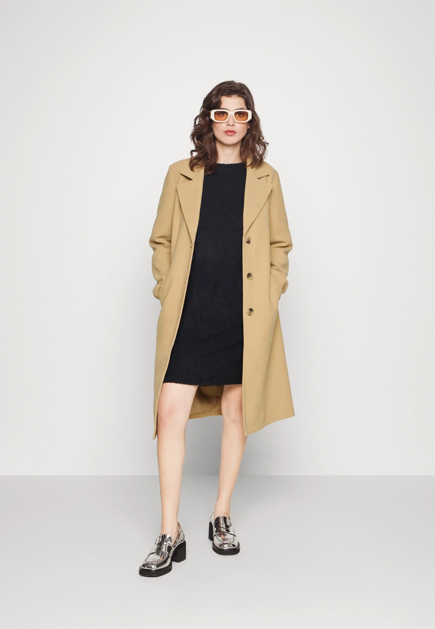 Vila Vipoko Long Belt Coat - Mantel - Sesame 4 Vila Vipoko Long Belt Coat - Mantel - Sesame - Afbeelding 2