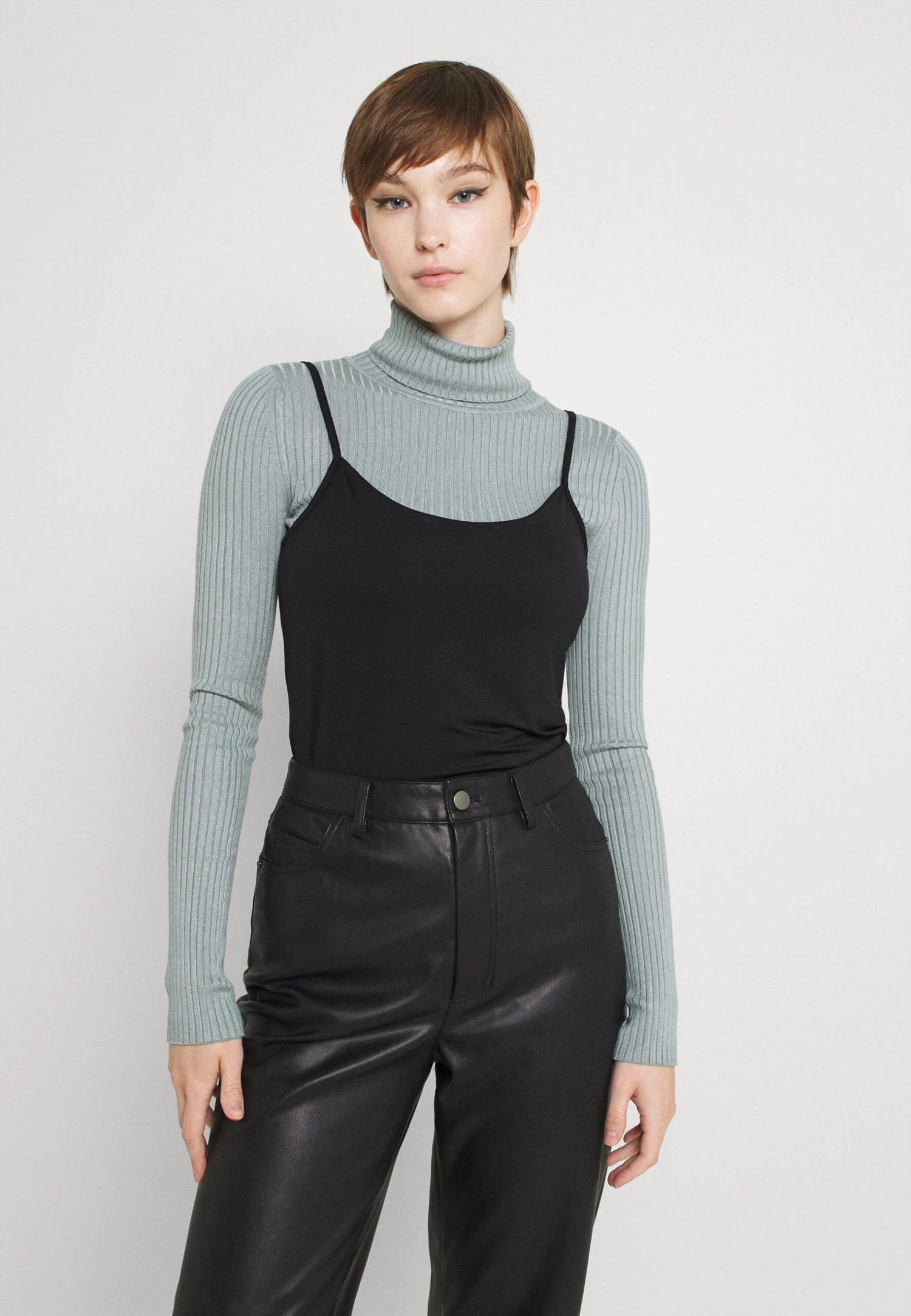 Vila Visurface Strap New 2 Pack Noos - Top - Black 4 Vila Visurface Strap New 2 Pack Noos - Top - Black - Afbeelding 2