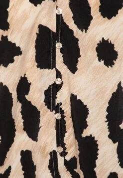 Vila Vibelina V Neck - Blouse - Black 12 Vila Vibelina V Neck - Blouse - Black -Vila b1a39ec6d9dd436c88ed41a8a8e3d97a