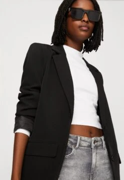 Vila Vikamma Noos - Halflange Jas - Black 11 Vila Vikamma Noos - Halflange Jas - Black -Vila b2de036c76ee42ae9083fba577967318